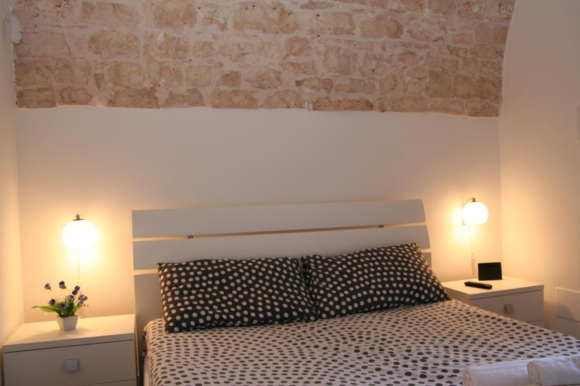 Bed and Breakfast La Dimora Gigante Castellana Grotte Habitación foto