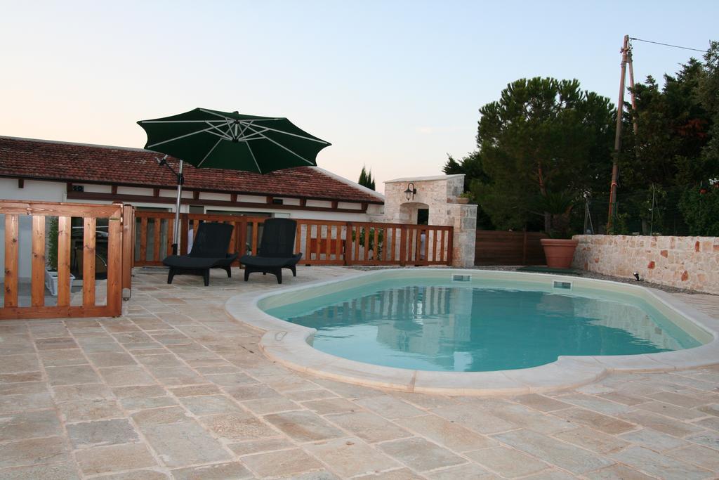 Bed and Breakfast La Dimora Gigante Castellana Grotte Exterior foto