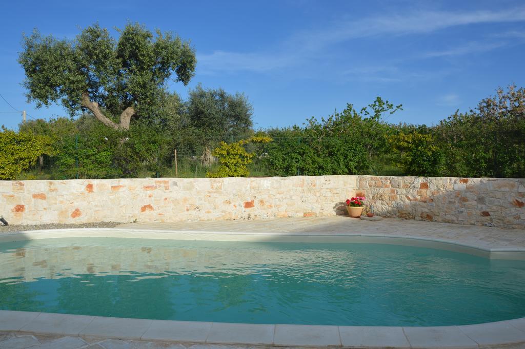 Bed and Breakfast La Dimora Gigante Castellana Grotte Exterior foto